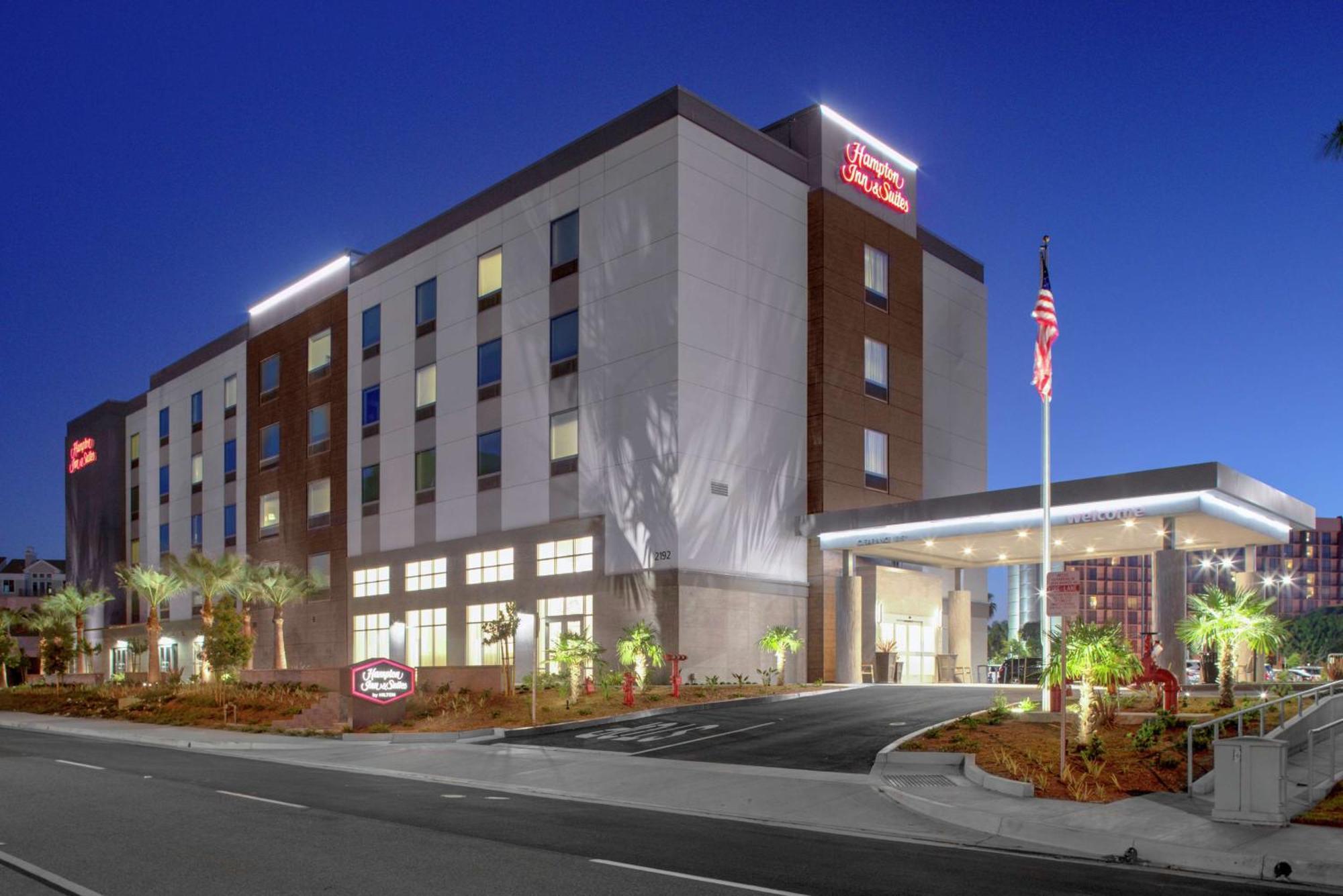 Hampton Inn & Suites Irvine/Orange County Airport Ngoại thất bức ảnh